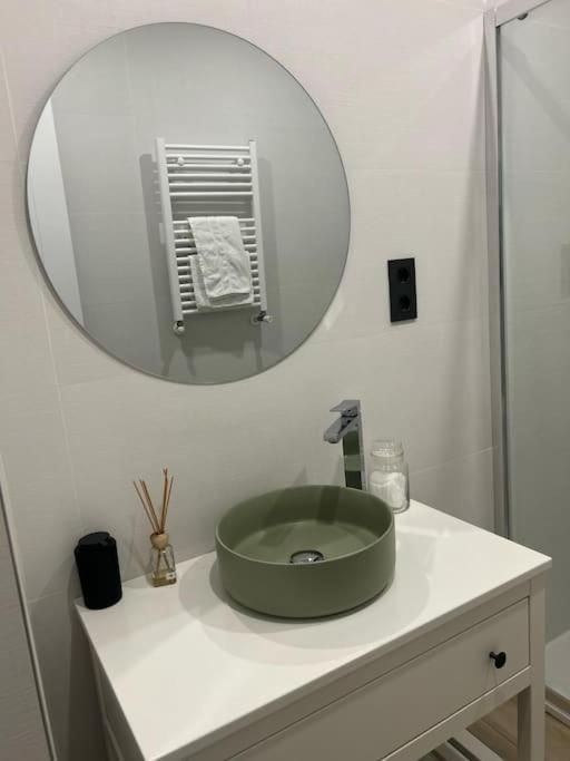 Piso Deluxe Con Balcon Cerca Del Casco Viejo Apartman Bilbao Kültér fotó
