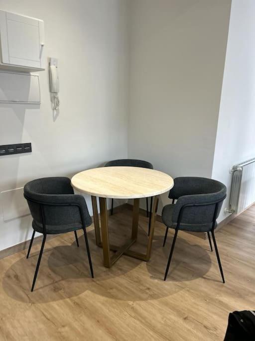 Piso Deluxe Con Balcon Cerca Del Casco Viejo Apartman Bilbao Kültér fotó