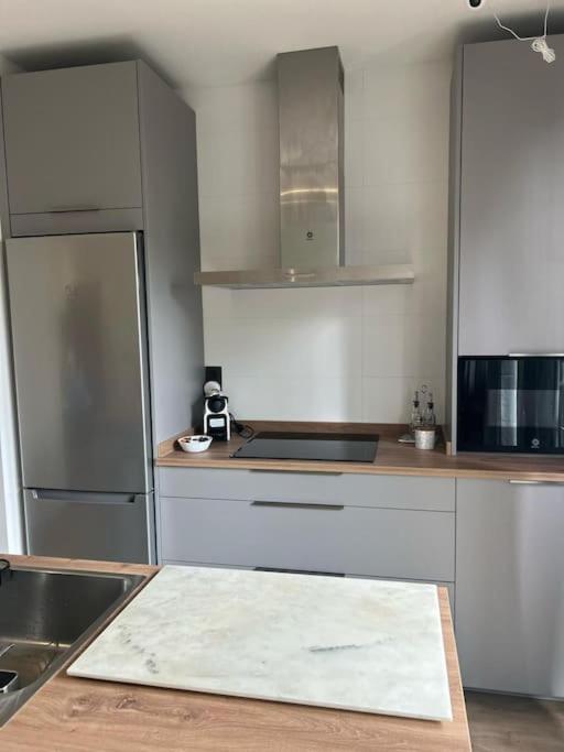 Piso Deluxe Con Balcon Cerca Del Casco Viejo Apartman Bilbao Kültér fotó